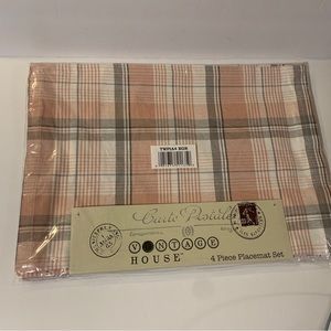 Vintage House 4 Pc Placemats White Grey Pink Check Cotton Farmhouse 13x19 NWT